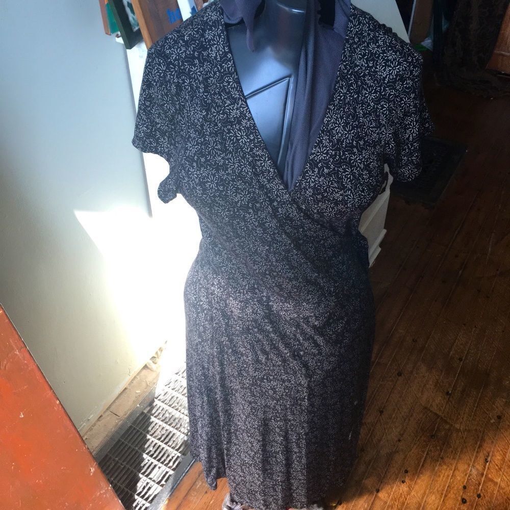 AnthropologieβIsabella Bird monochrome wrapβdress